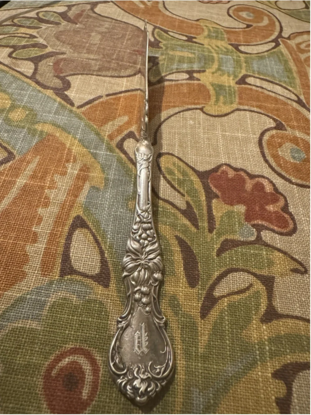 Antique 1835 R Wallace HIBISCUS Silverplate Master Butter Knife P